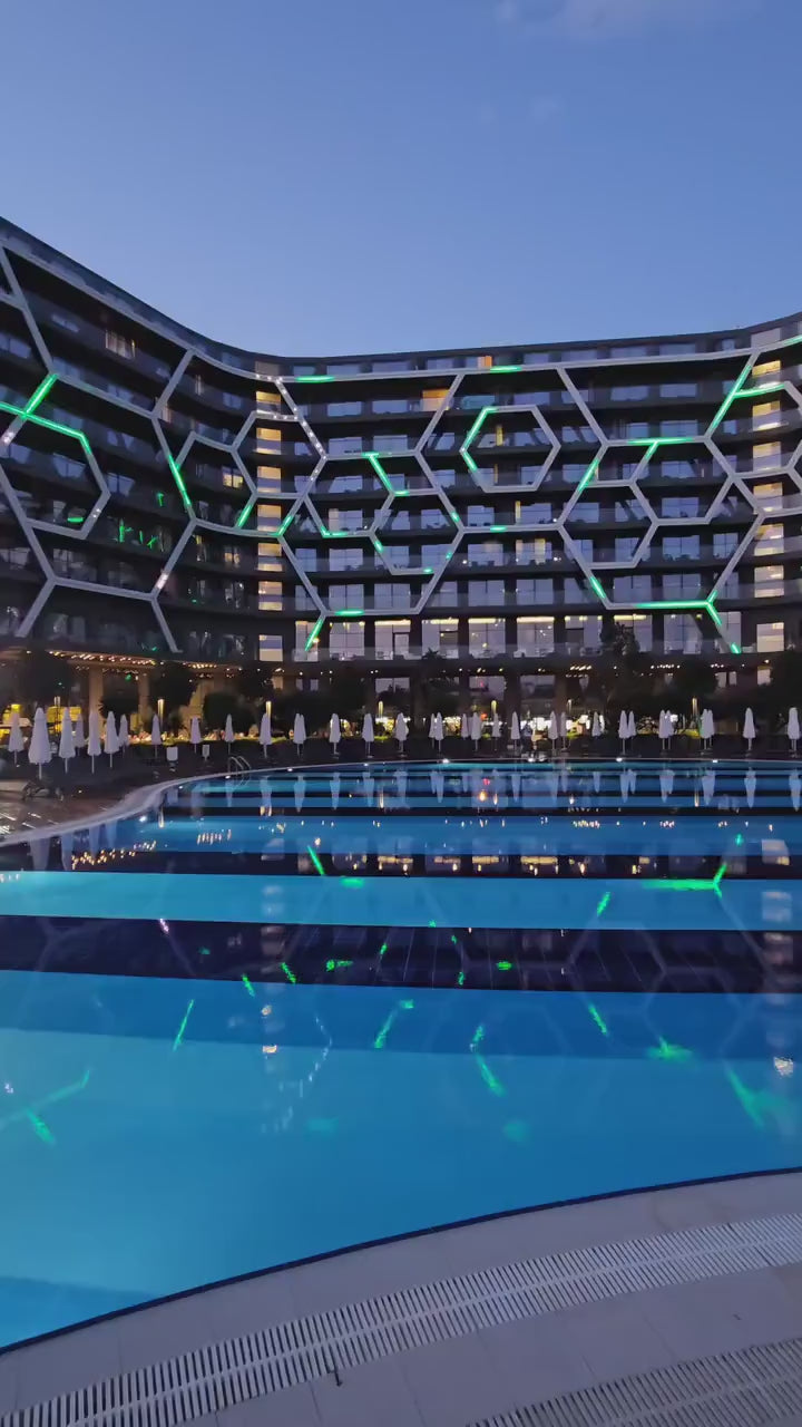 800+ Luxury Hotels and Resorts Reels